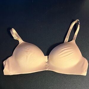 NWT Victoria's Secret Nude T-Shirt Push Up Bra